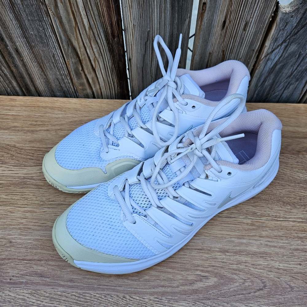 Nike White and Tan Sneakers Women Size 10 - Picture 2 of 16